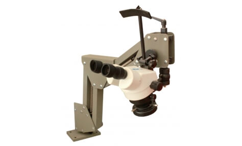 Flexible arm zoom stereo microscope